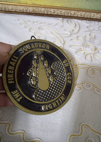 Altın Renk Parlak Vintage Erkek Rozeti - Görsel 4