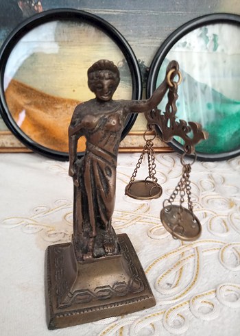 Terazi Figürü antika - Görsel 5