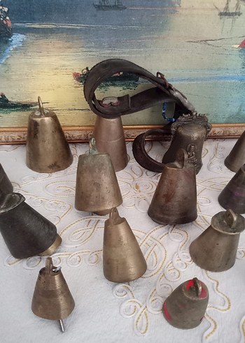 Eski Çanlar Seti - Görsel 4