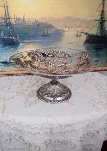 Vintage Nakış Desenli Gri Beyaz Tabak