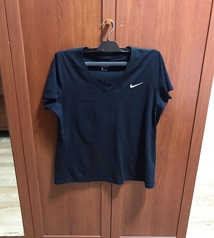 nike tshirt