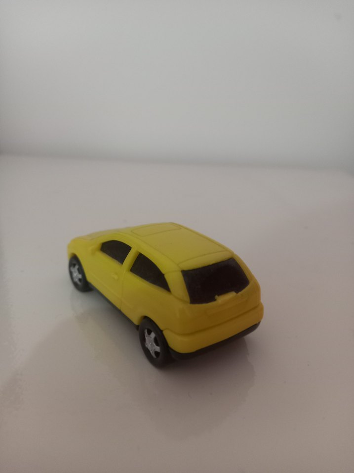 Sarı Ford Focus Model Araba - Görsel 2