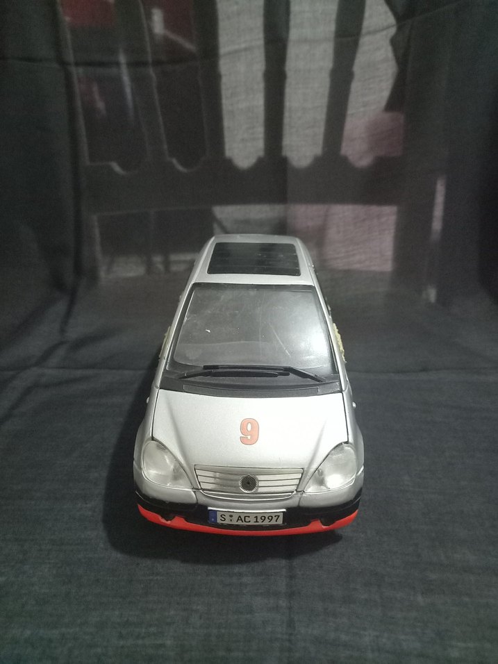 1/18 Maisto Mercedes-Benz A-Class - Görsel 2