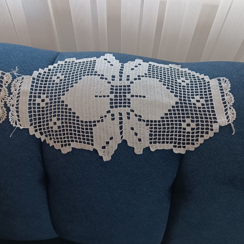 El İşi Beyaz Nakışlı Gri Dantel Takımı - Görsel 2