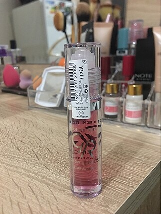 Golden Rose Çilekli Lipgloss