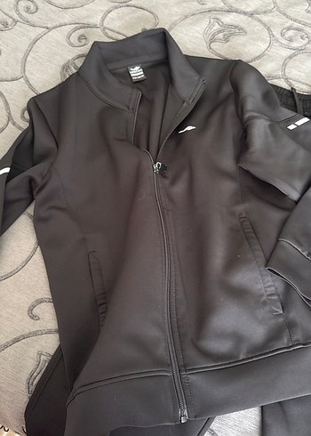 Siyah Fermuarlı Çocuk Eşofman Takımı - Görsel 2