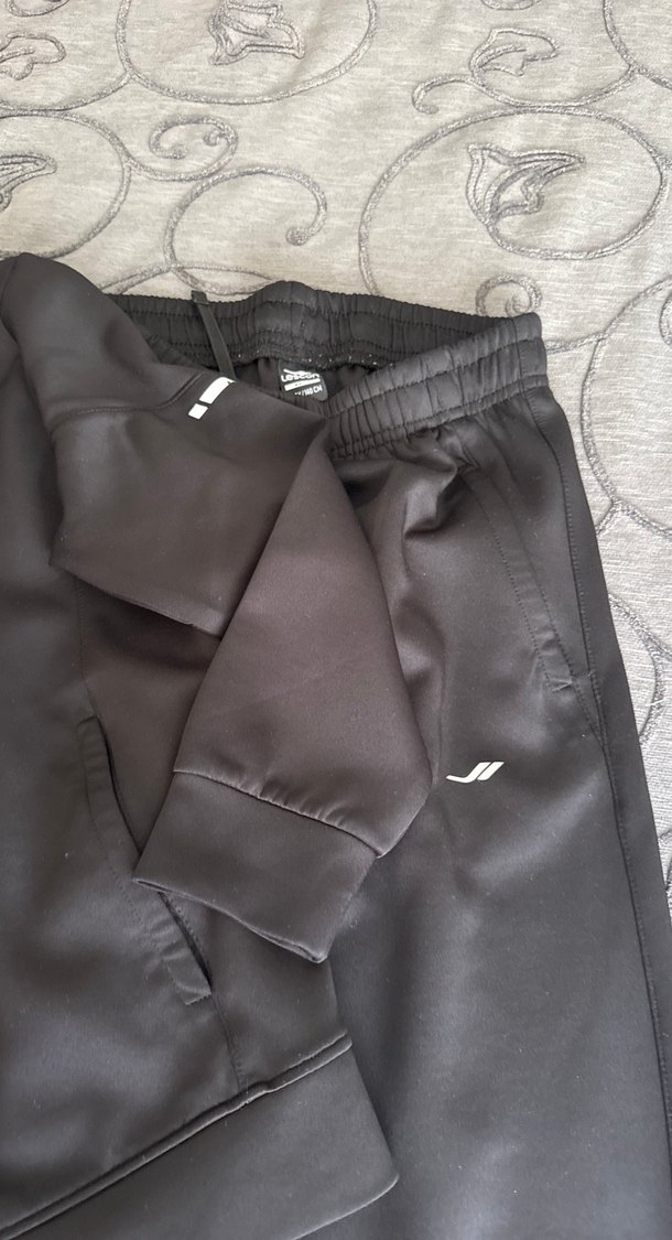 Siyah Fermuarlı Çocuk Eşofman Takımı - Görsel 3