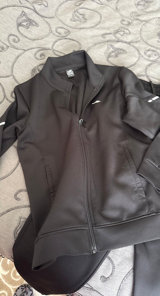 Siyah Fermuarlı Çocuk Eşofman Takımı - Görsel 2