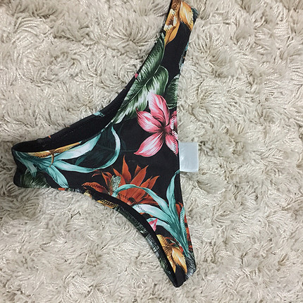 H&M desenli bikini altı