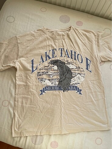urban outfitters t-shirt