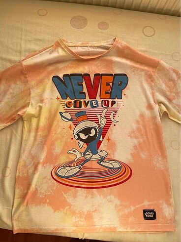 looney tunes t-shirt