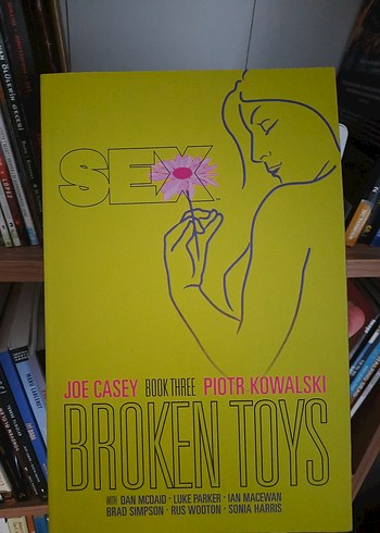 Joe Casey Sex Broken Toys Çizgi Roman