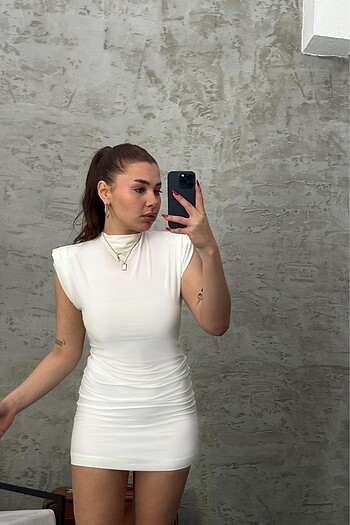 Zara Model Vatkalı elbise