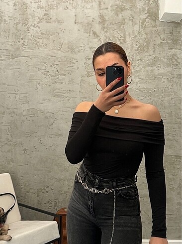 Bershka Kayık Yaka Bluz