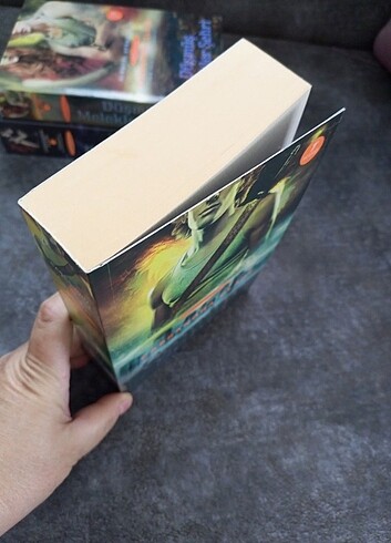 Beden Camlar Şehri - Ölümcül Oyuncaklar 3.Kitap