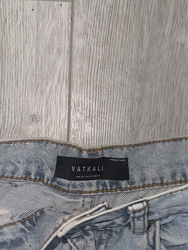 Diğer vatkalı wide leg yırtık jean 38 beden