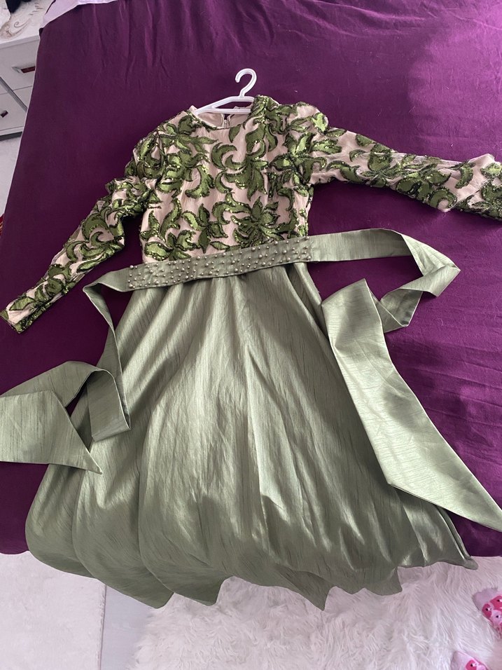 Nakışlı Uzun Kollu Kadın Abiye Elbise - Görsel 2