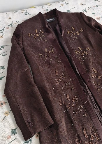 Kahverengi Nakışlı Uzun Kadın Klasik ceket - Görsel 4