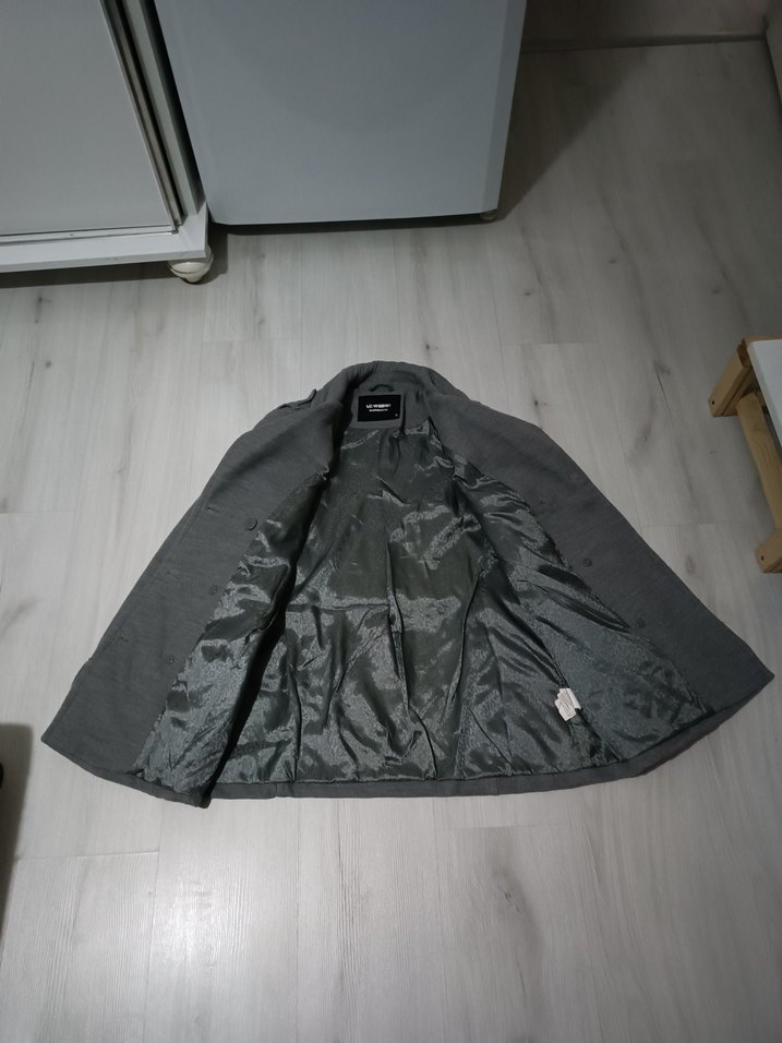 Gri Düğmeli Kadın Kaban - Görsel 2