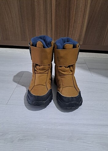 Decathlon su geçirmez kar botu 