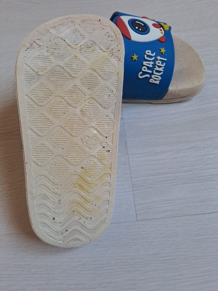 Mavi Astronot Desenli Erkek Çocuk Terlik - Görsel 2