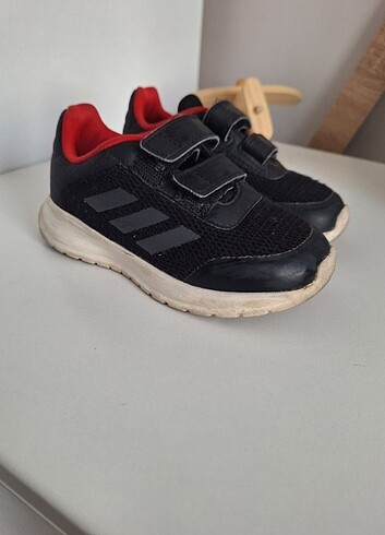 Adidas spor ayakkabı 