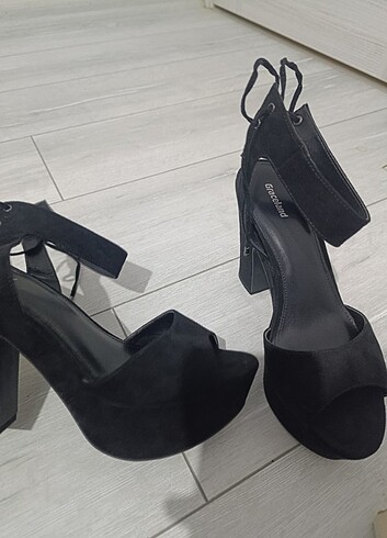 Deichmann Uzun topuk ayakkabı