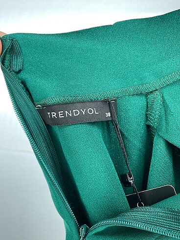 38 Beden çeşitli Renk Trendyol & Milla Kalem Elbise %70 İndirimli.