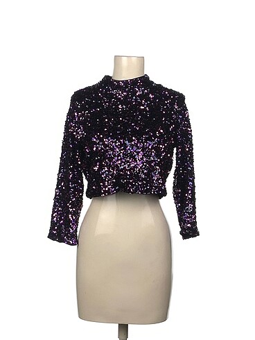 Zara Bluz %70 İndirimli.