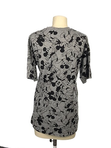 xs Beden H&M T-shirt %70 İndirimli.