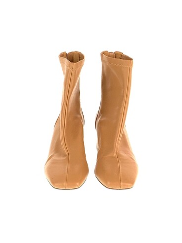 38 Beden Stradivarius Bot %70 İndirimli.