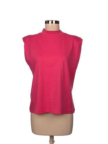 Diğer T-shirt %70 İndirimli.