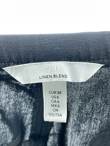 38 Beden siyah Renk H&M Kumaş Pantolon %70 İndirimli.