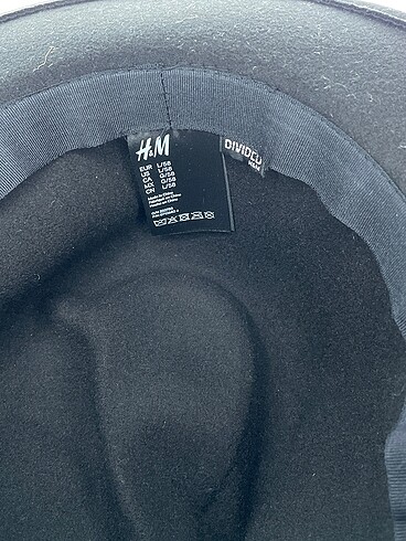 Beden H&M Şapka %70 İndirimli.