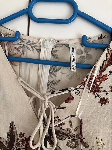 Stradivarius Çiçek desenli elbise