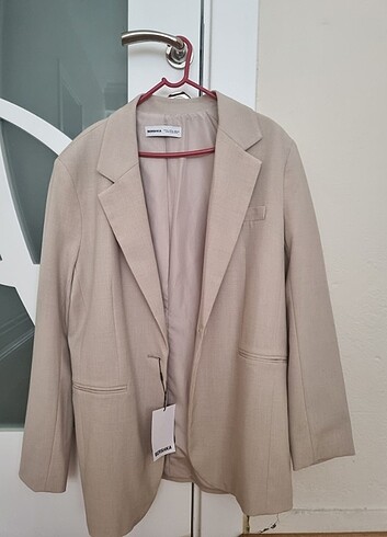 Bershka Blazer Ceket