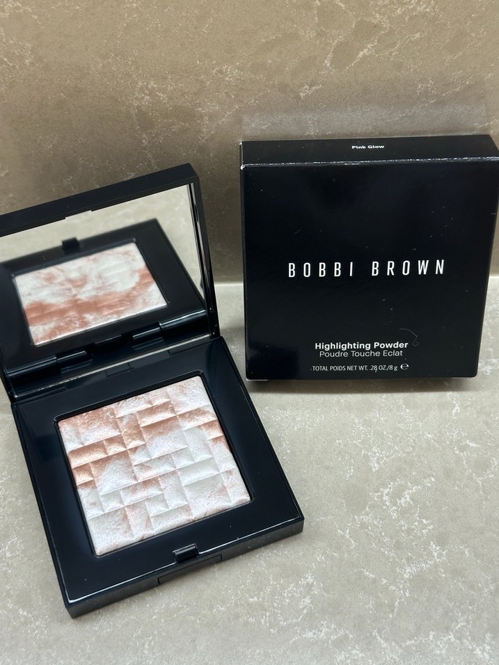 Bobbi Brown pink glow highlighter - Görsel 4
