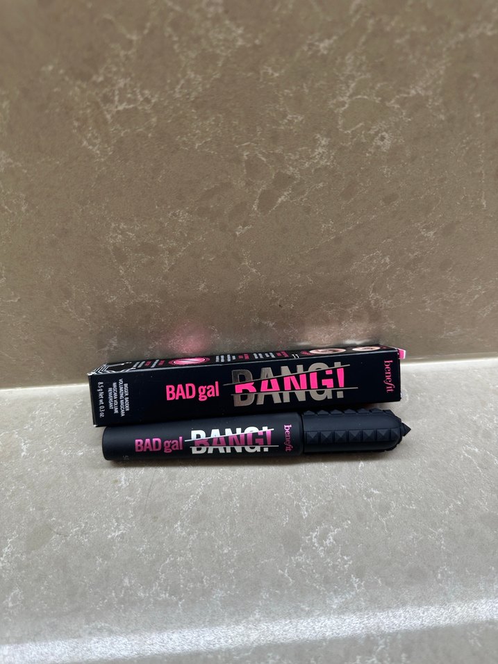 Benefit BADgal BANG! Maskara - Koyu Pembe - Görsel 2