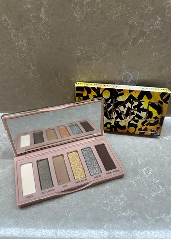 Urban Decay X Naked Fox Far Paleti - Görsel 3