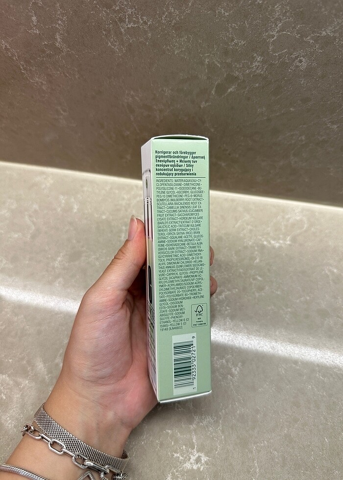 clinique koyu leke serumu - Görsel 5