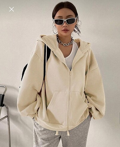 Krem rengi oversize hırka