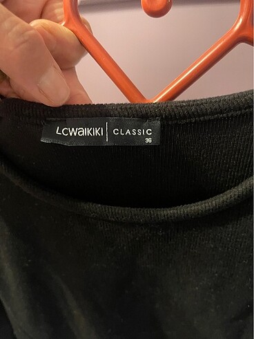 Deri cep detaylı siyah triko elbise - Görsel 2