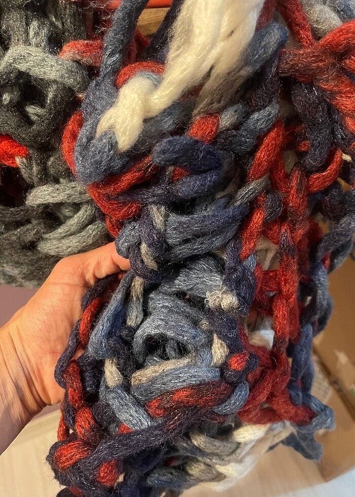 El örmesi bere ve iki adet renk tonları farklı ama birlikte komb - Görsel 3