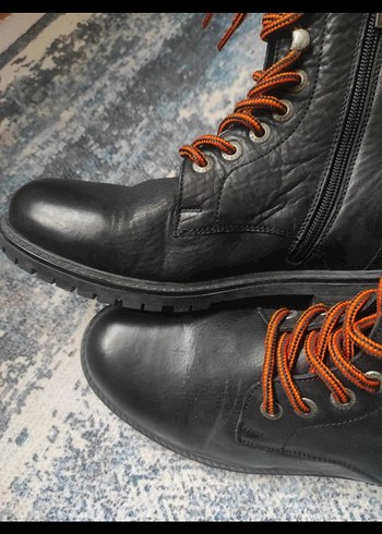 Yılan Desenli Siyah Deri Biker Bot - Görsel 3