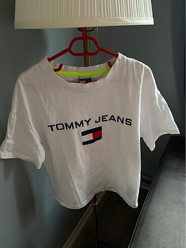 Tommy tshrt