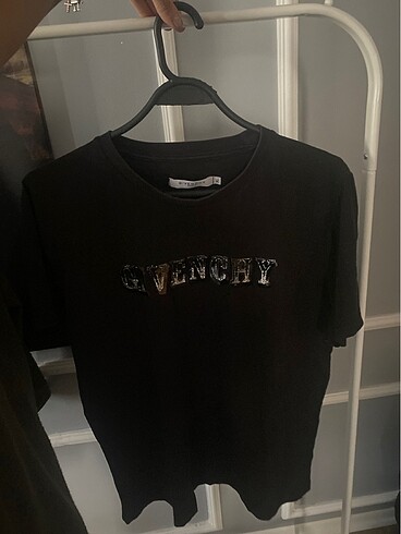 Givenchy tshrt