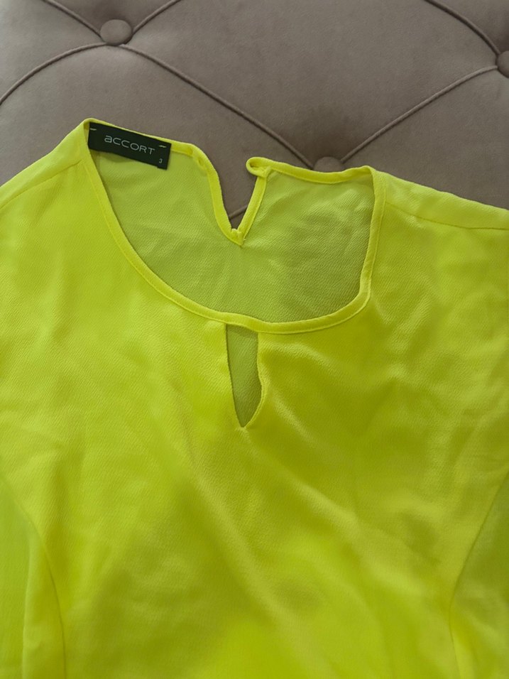 Sarı Mini Kısa Kollu Fırfırlı Bluz - Görsel 2