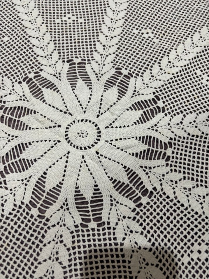 El Yapımı Beyaz Dantel Örtü - Görsel 2