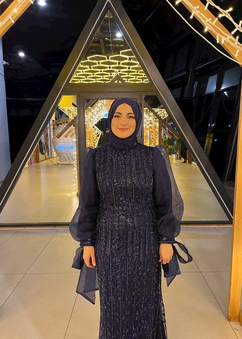 Boncuk İşlemeli Siyah Uzun Abiye Elbise - Görsel 3