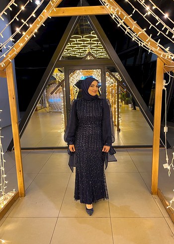 Boncuk İşlemeli Siyah Uzun Abiye Elbise - Görsel 4